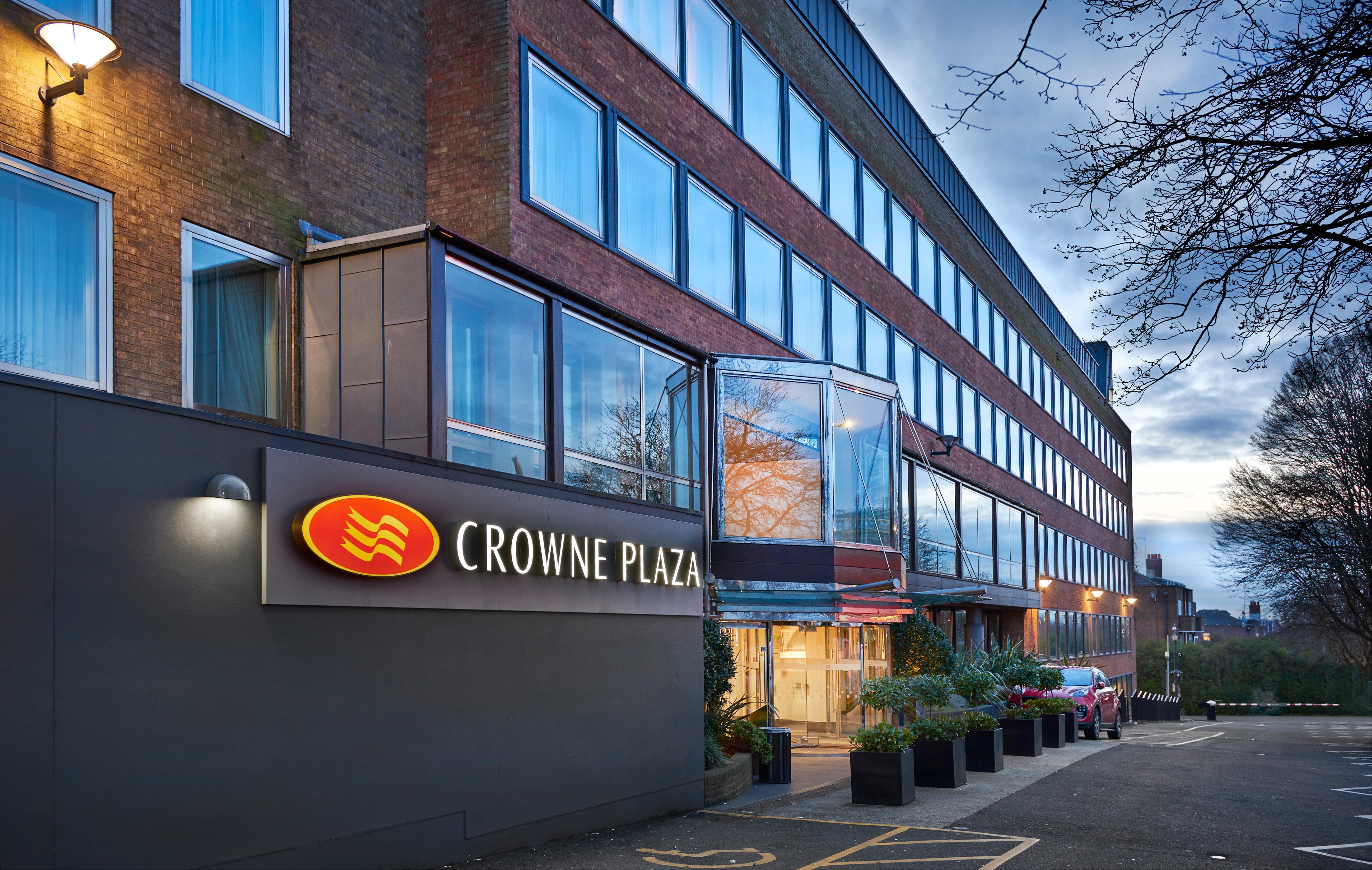 Crowne Plaza London Ealing, An Ihg Hotel Εξωτερικό φωτογραφία
